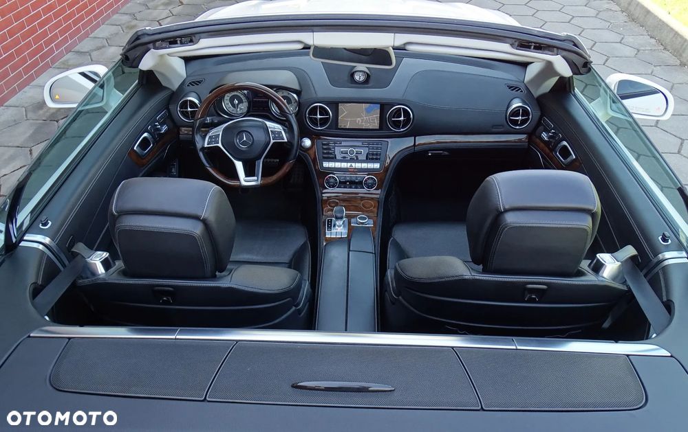 Mercedes-Benz SL 500 - 15