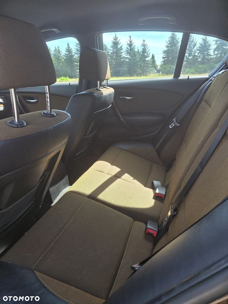 BMW Seria 1 118i - 6