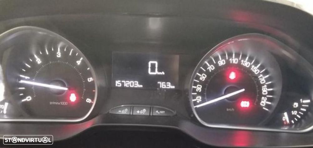 Peugeot 208 1.5 BlueHDi Active - 3