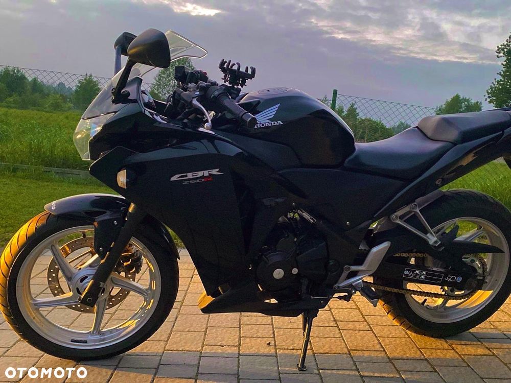 Honda CBR - 2