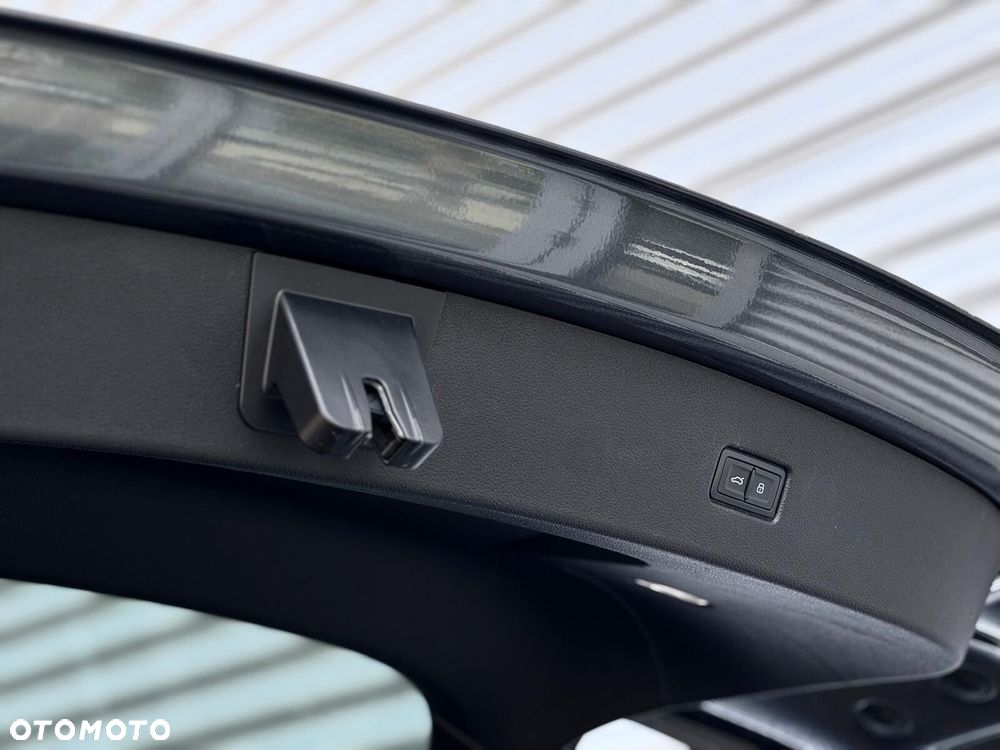 Audi Q5 Sportback - 34
