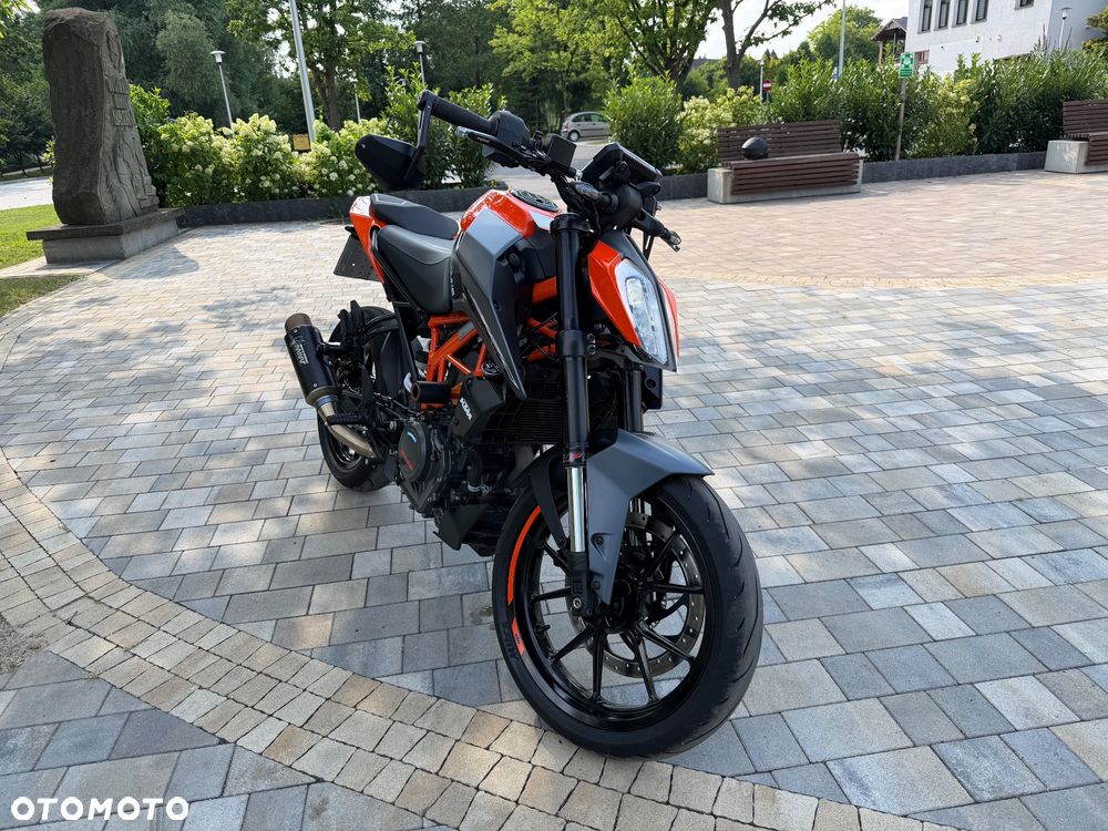 KTM Duke 390 - 4