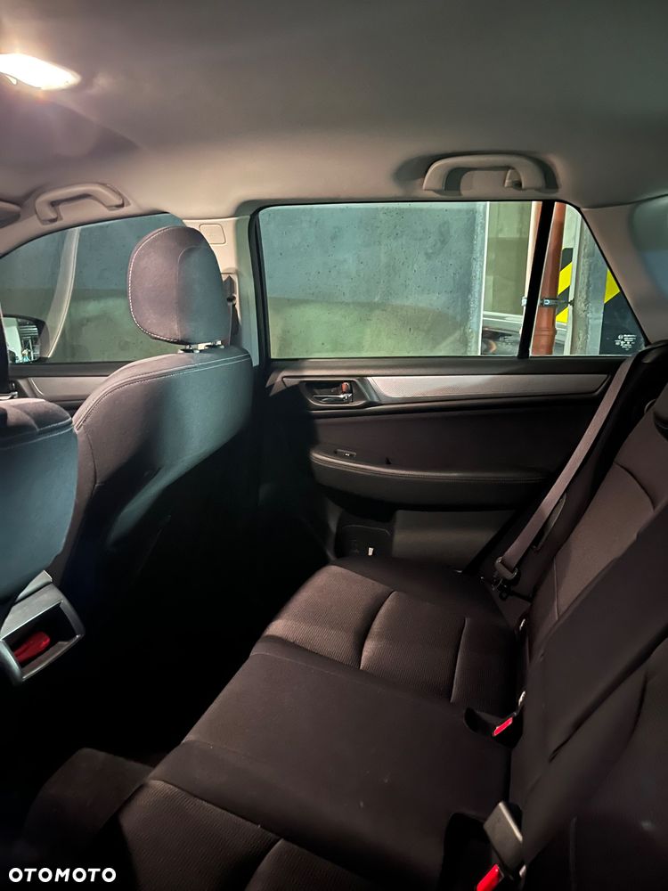 Subaru Outback 2.0D Active Lineartronic - 11