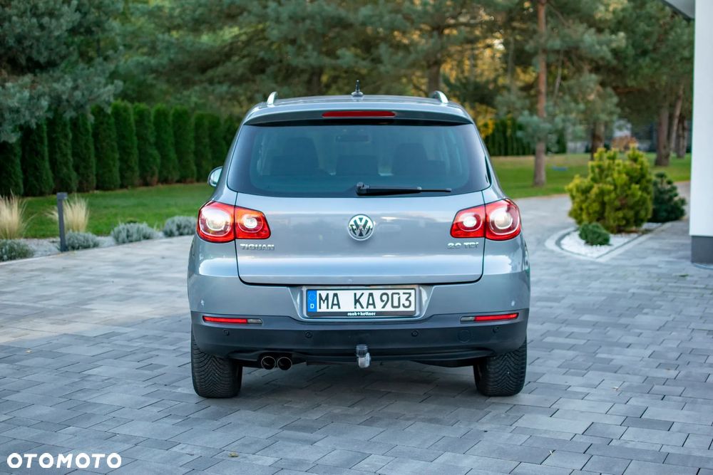 Volkswagen Tiguan - 5