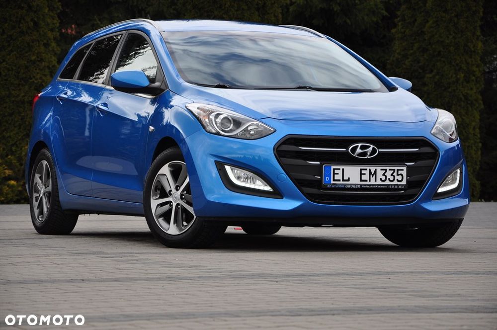 Hyundai i30 i30cw 1.4 Edition Plus - 11