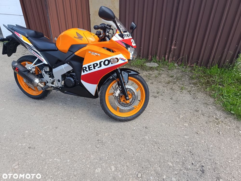 Honda CBR - 3