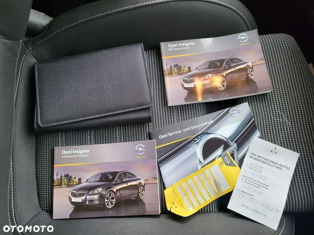 Opel Insignia - 40
