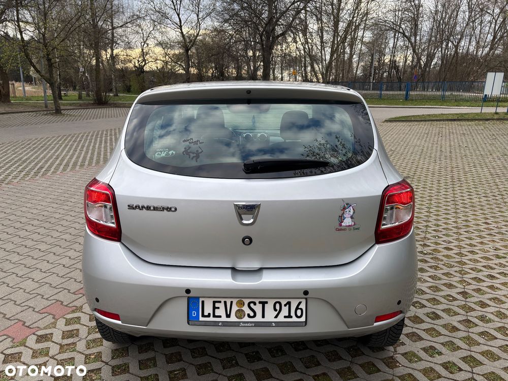Dacia Sandero 1.2 16V 75 Ambiance - 9