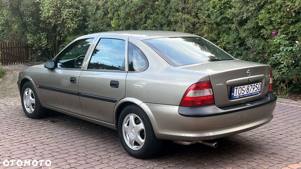 Opel Vectra - 4