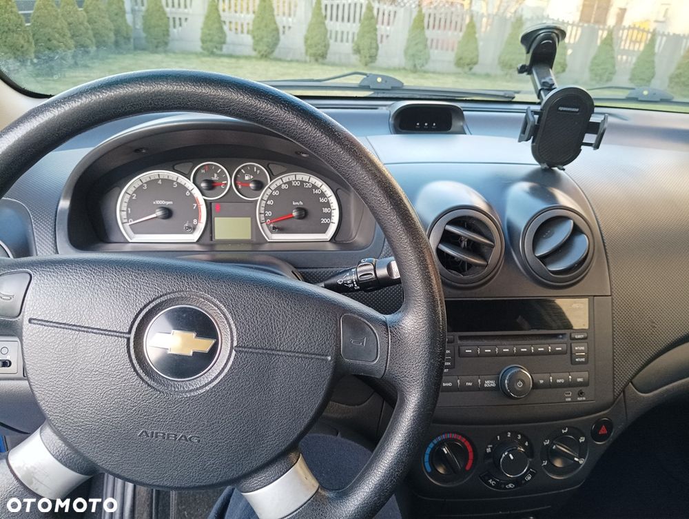 Chevrolet Aveo 1.2 16V LS - 11