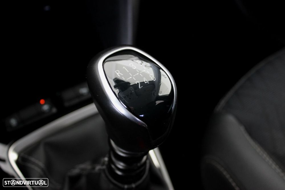 Opel Corsa 1.5 D Elegance - 31