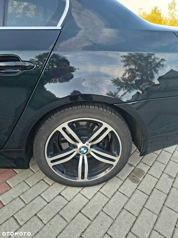 BMW Seria 5 525d - 13