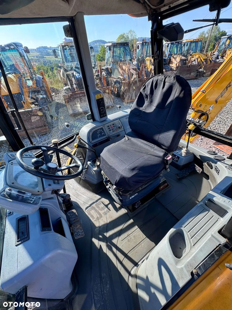 Fermec 760* KOPARKO ŁADOWARKA FERMEC 760* KOPARKO ŁADOWARKA TEREX 860**LEASING* ZAMIANA* SKUP* - 6