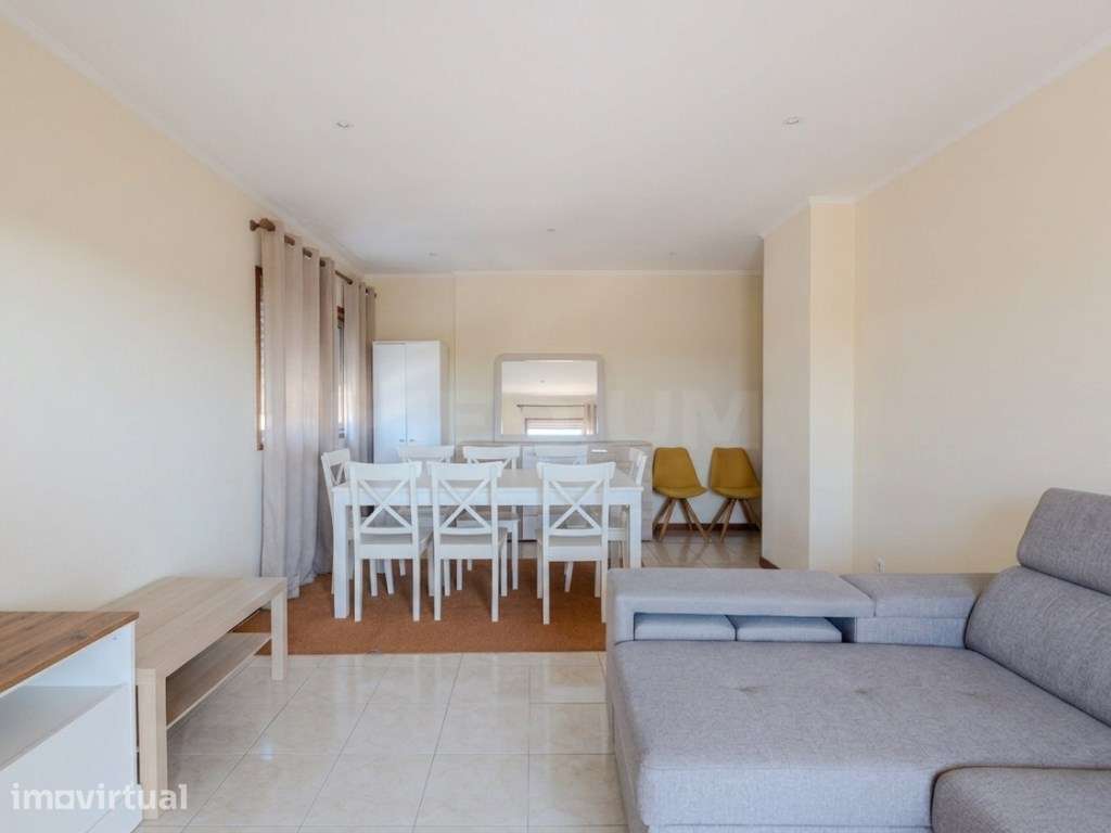 Apartamento T2 localizado na Trofa - Grande imagem: 2/17