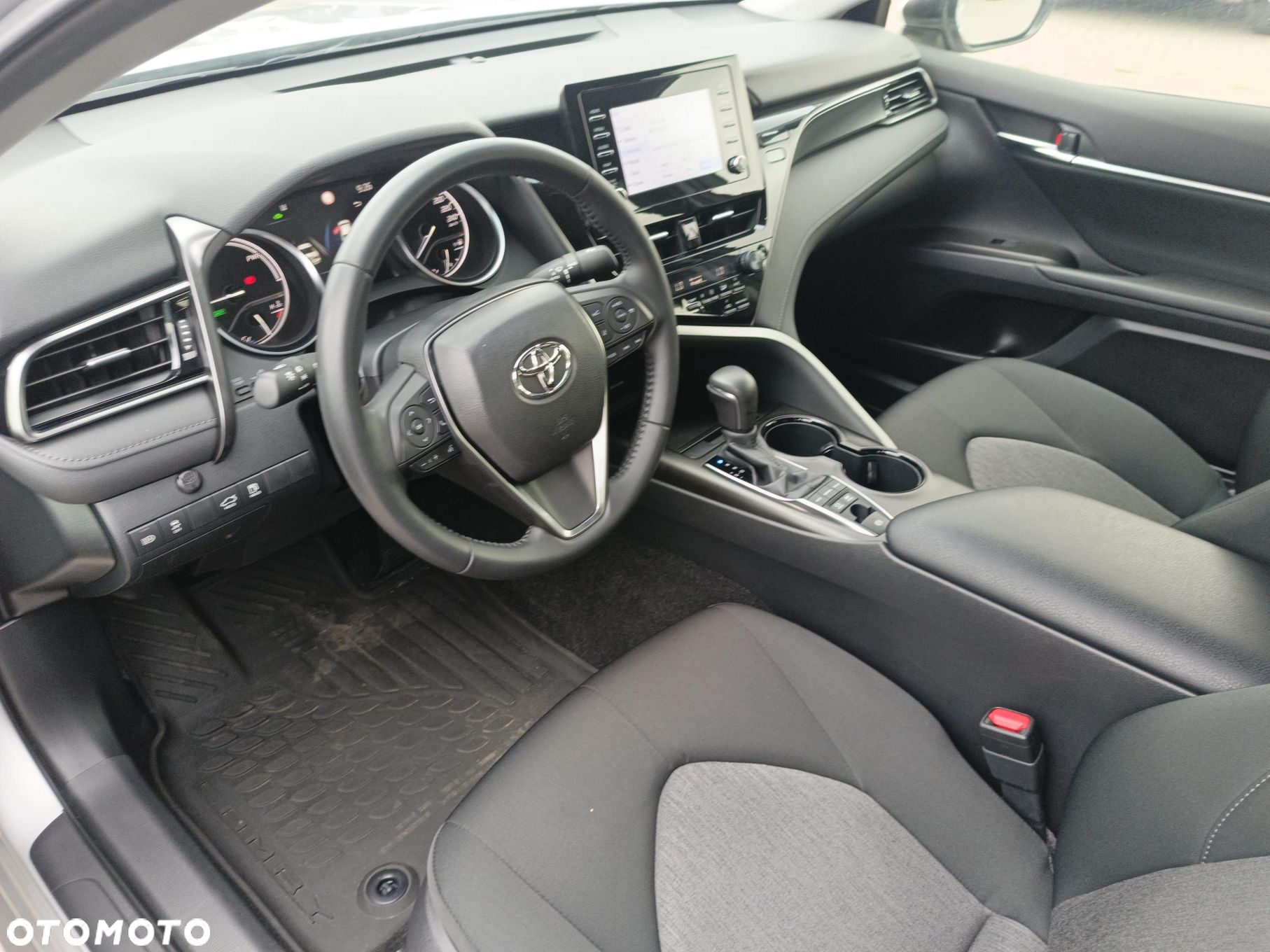 Toyota Camry - 9