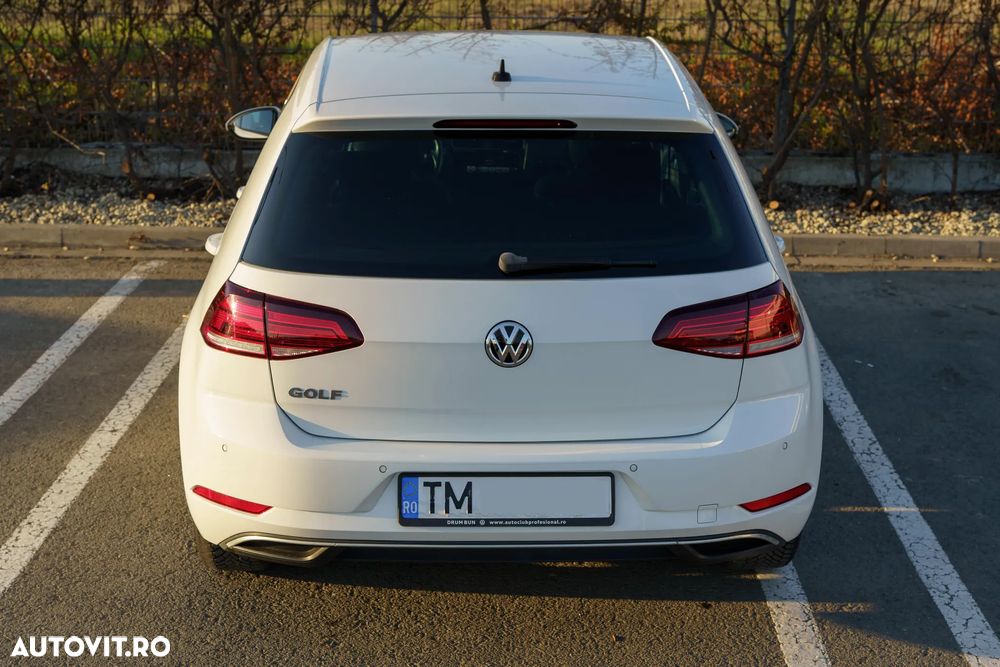 Volkswagen Golf 1.0 TSI Comfortline - 5