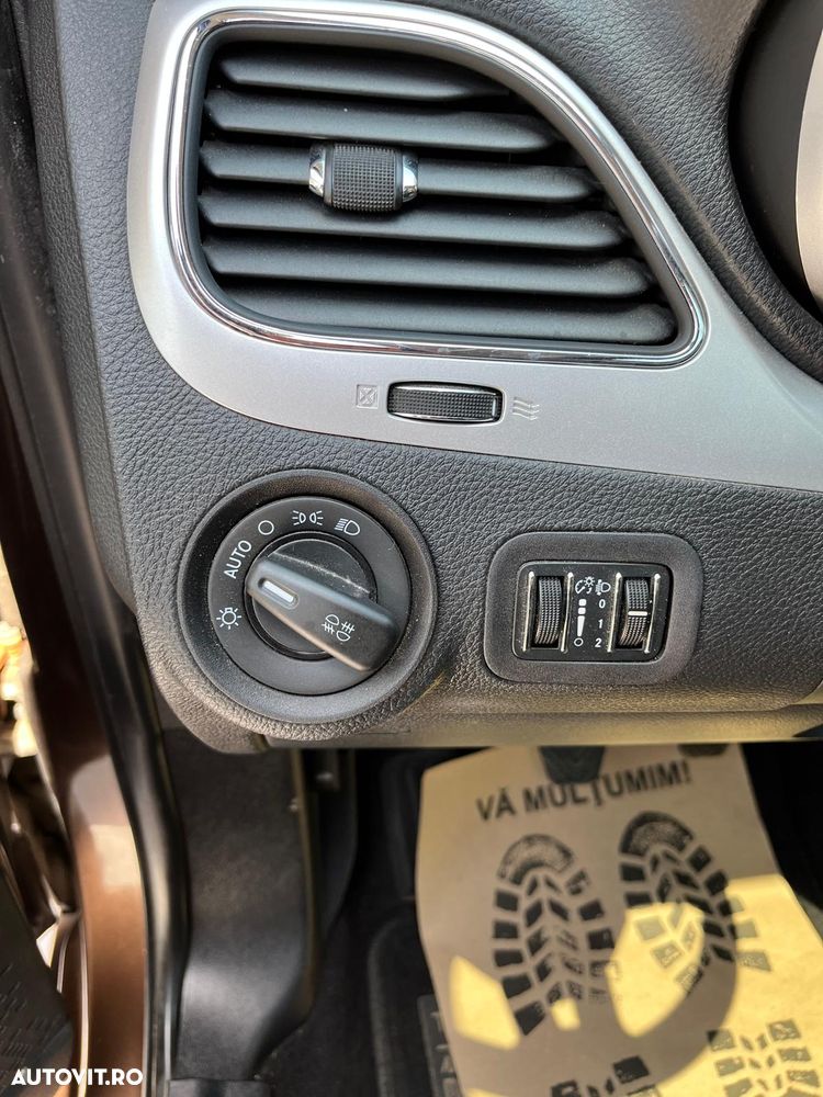 Fiat Freemont 2.0 Multijet 16V DPF Urban - 10