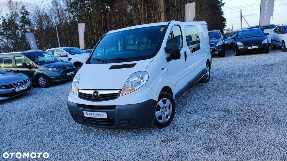 Opel Vivaro - 11