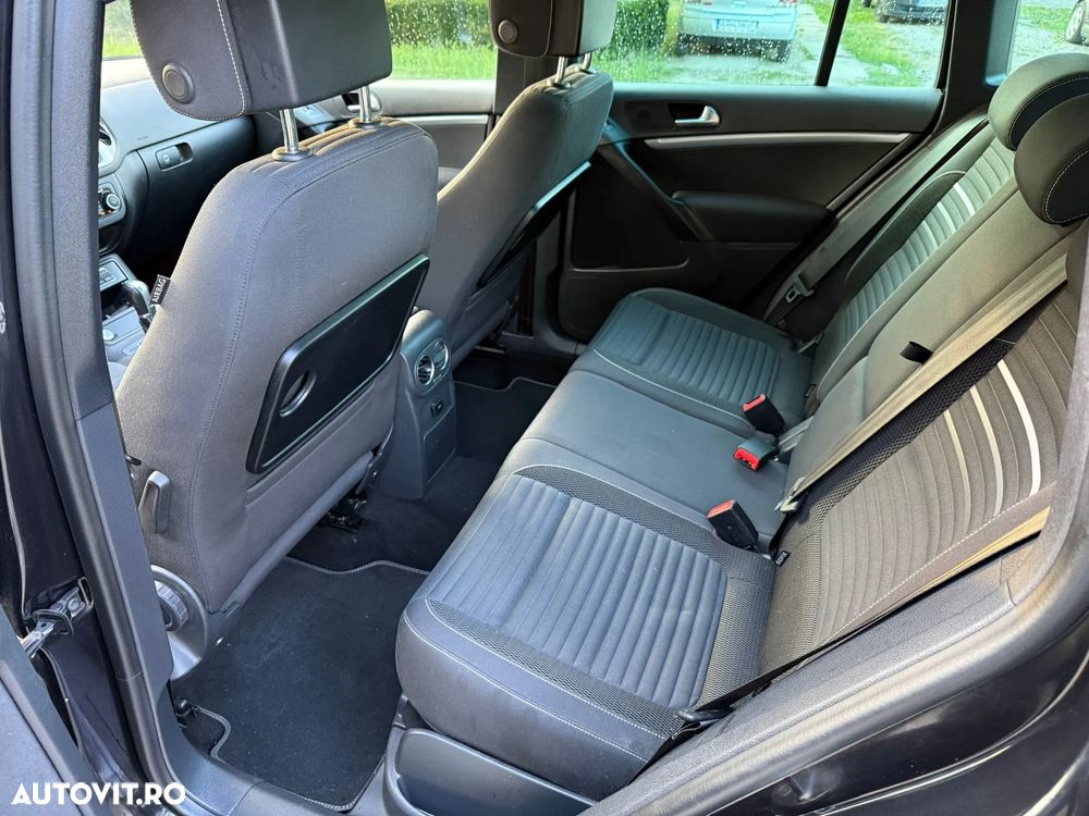 Volkswagen Tiguan 2.0 TDI DPF 4Motion BlueMotion Technology DSG Cup Sport & Style - 9