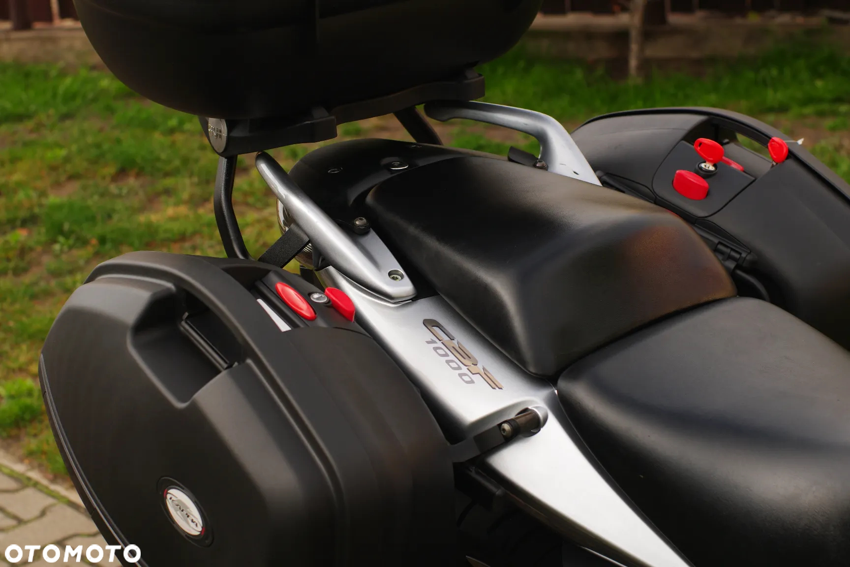 Honda CBF - 7