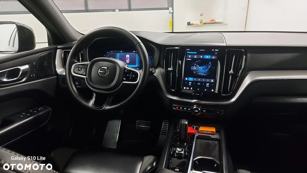 Volvo XC 60 B4 D Geartronic RDesign - 17