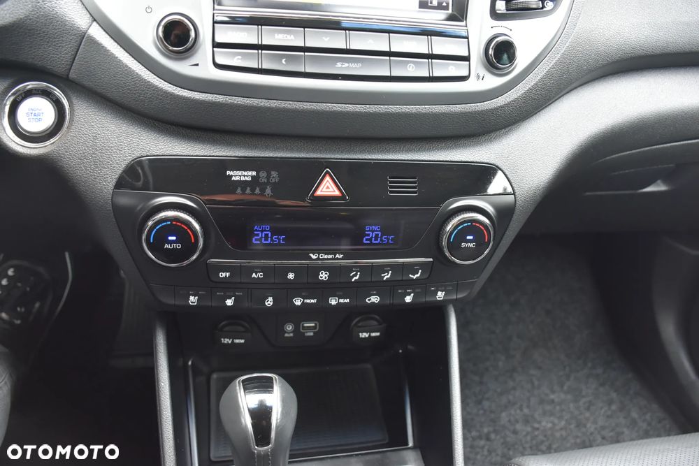 Hyundai Tucson 2.0 CRDI 4WD Automatik Premium - 19