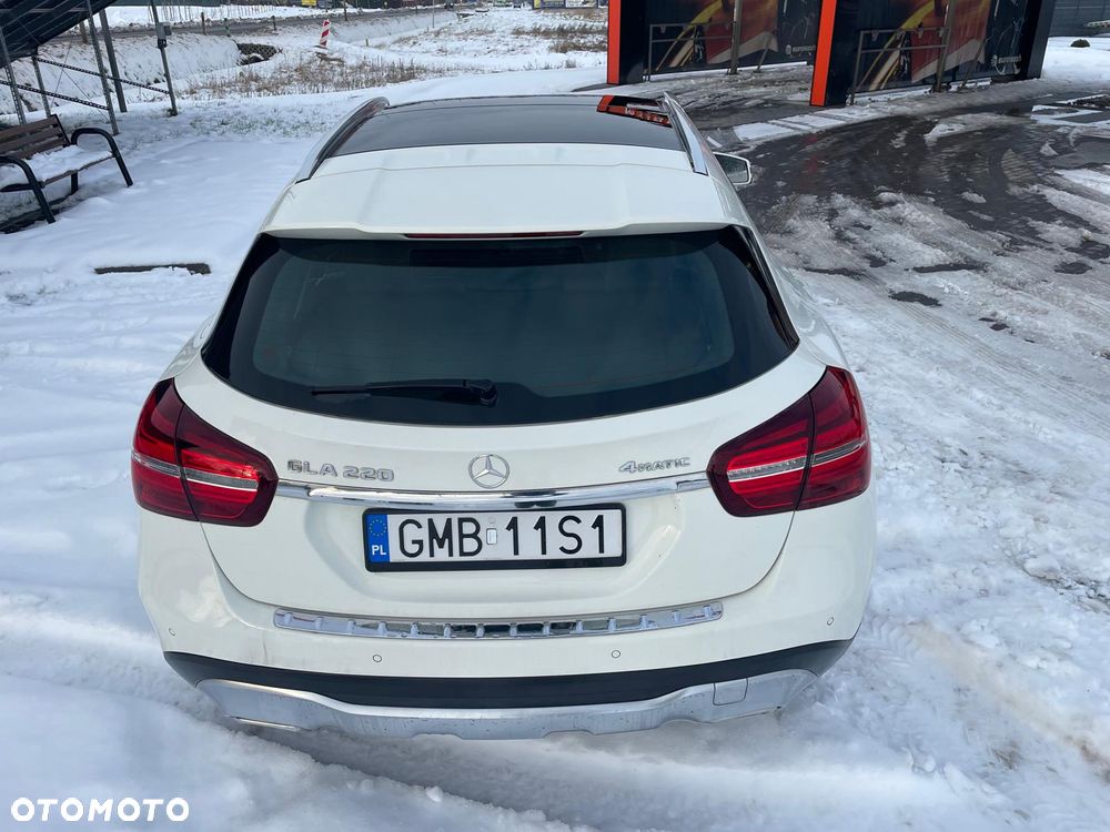 Mercedes-Benz GLA 220 4-Matic - 3