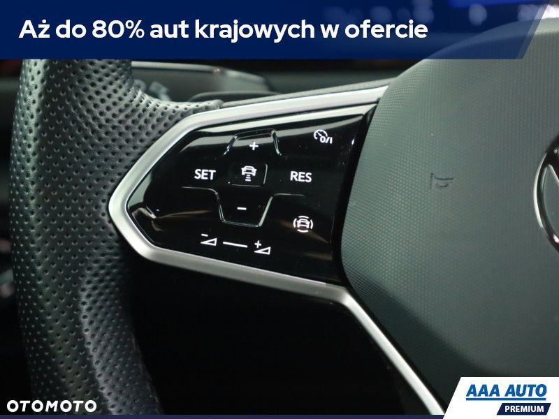 Volkswagen T-Roc - 14