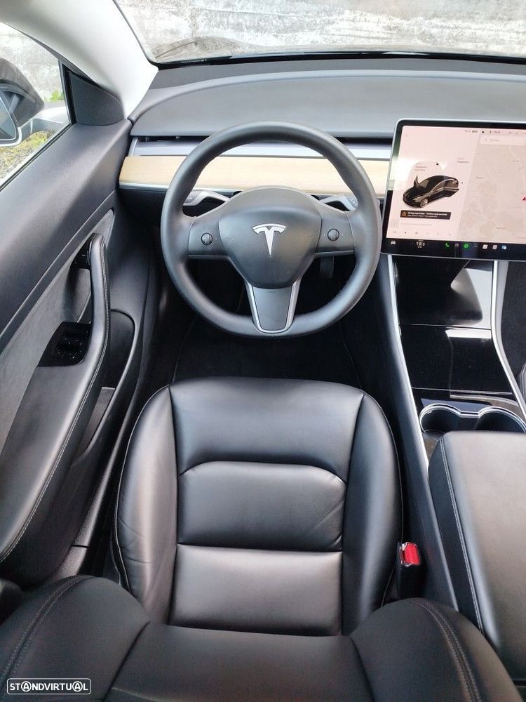 Tesla Model 3 Standard Range Plus RWD - 4