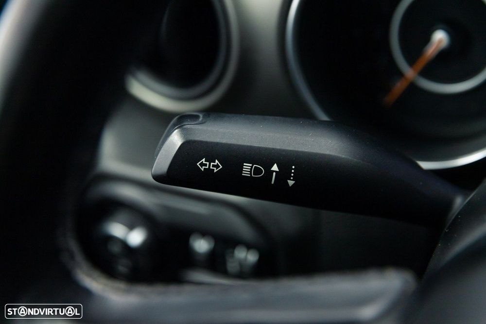 Jeep Wrangler Unlimited 2.2 CRD Sport AT - 55