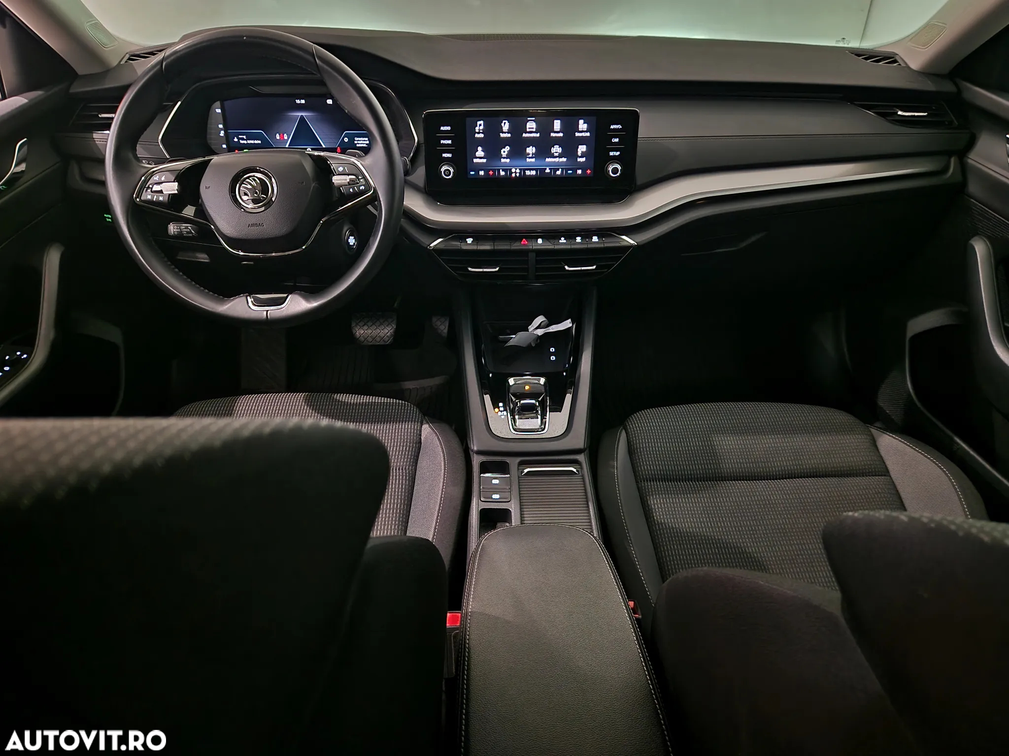 Skoda Octavia 2.0 TDI DSG Ambition - 12
