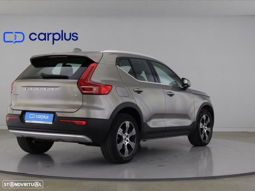 Volvo XC 40 1.5 T3 Momentum Plus Geartronic - 7