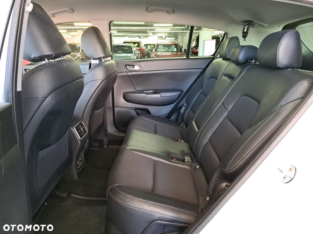 Kia Sportage 1.6 GDI L 2WD - 13