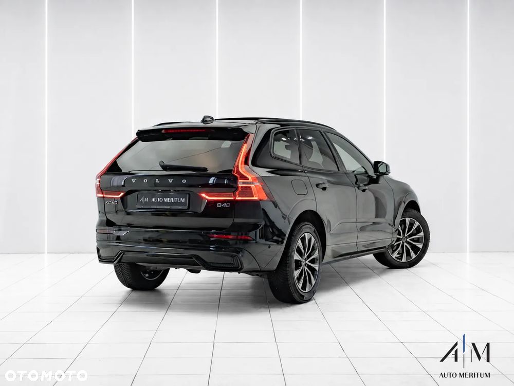 Volvo XC 60 B4 D AWD Ultimate Dark - 5