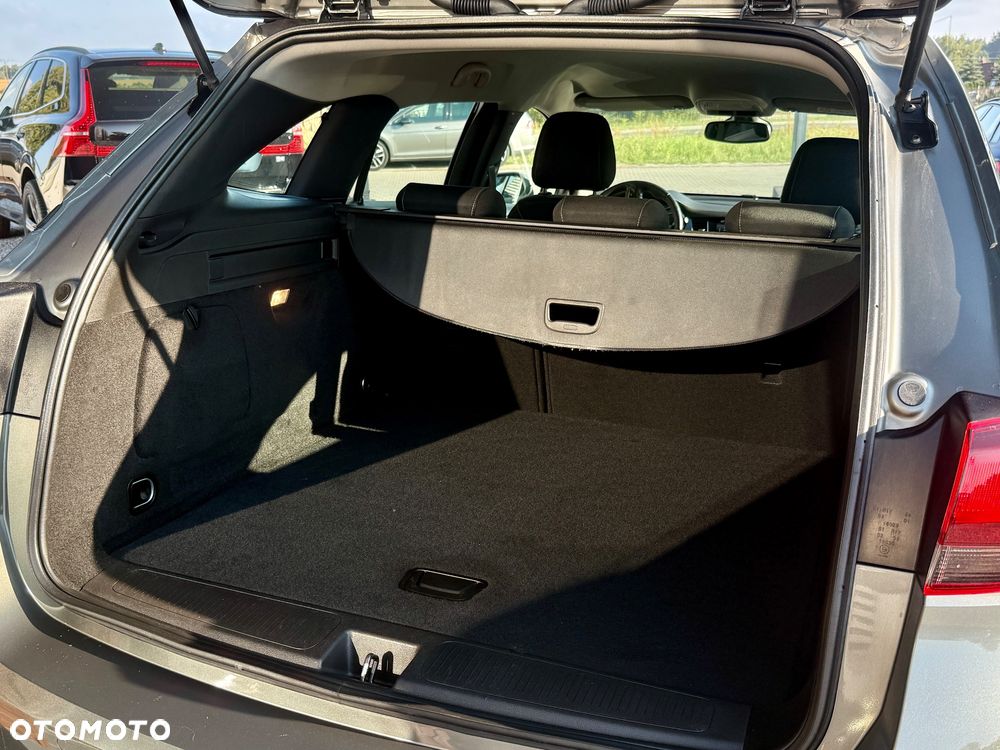 Opel Astra 1.4 Turbo 120 Jahre - 16