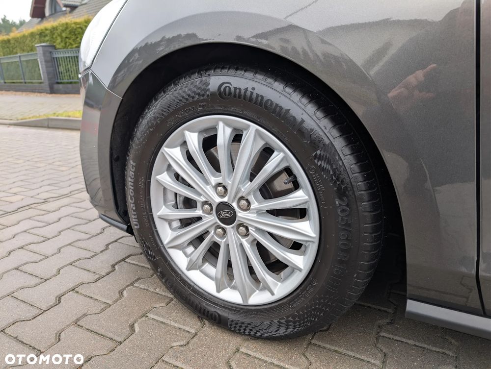 Ford Focus 1.5 EcoBlue Start-Stopp-System TITANIUM - 31