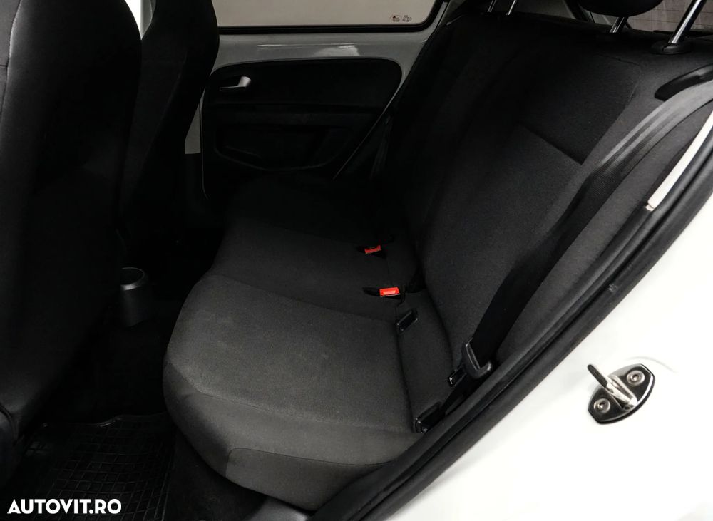 Volkswagen up! 1.0 BMT MPI High - 15