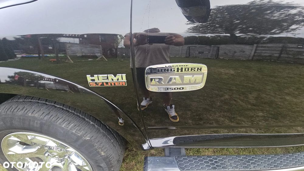 Dodge RAM 1500 5.7 4x4 - 7