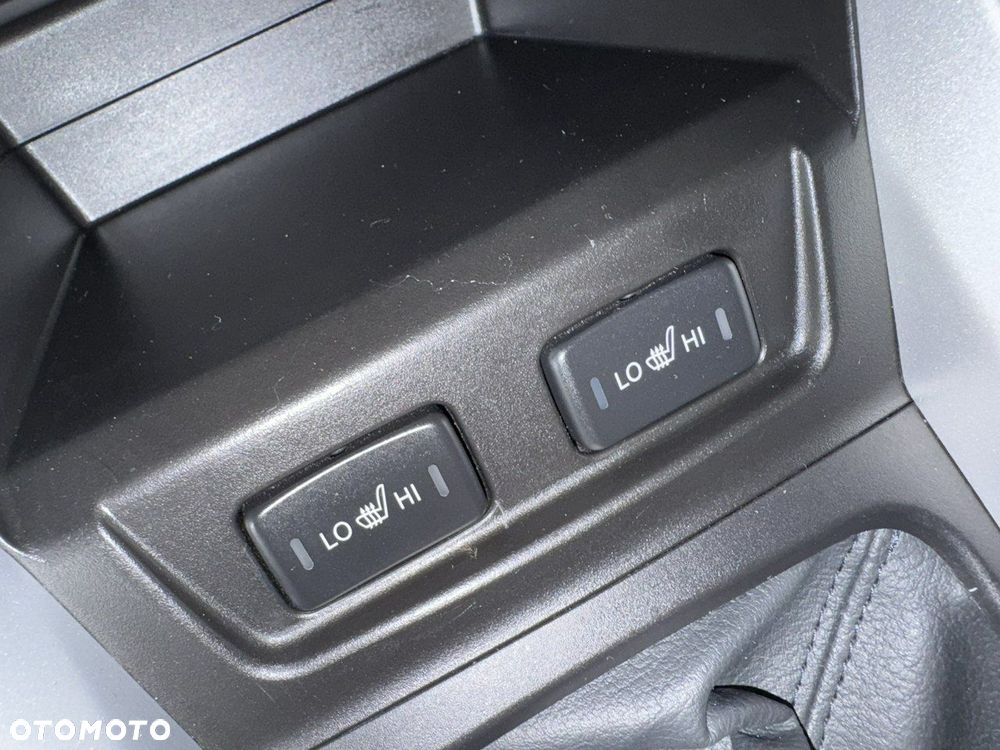 Suzuki Vitara - 25