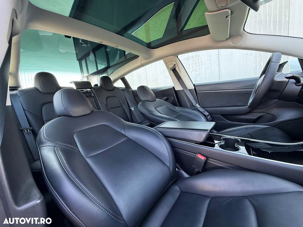 Tesla Model 3 Standard Reichweite Plus Hinterradantrieb - 9