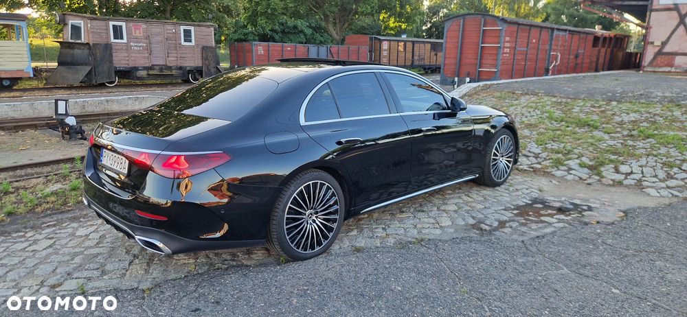 Mercedes-Benz Klasa E 220 d mHEV AMG 9G-Tronic - 6