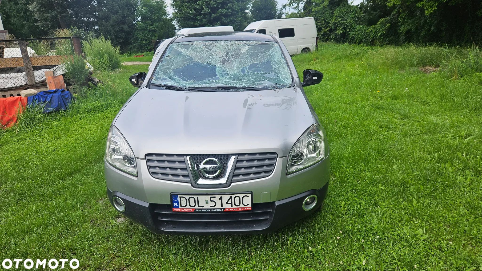 Nissan Qashqai - 1