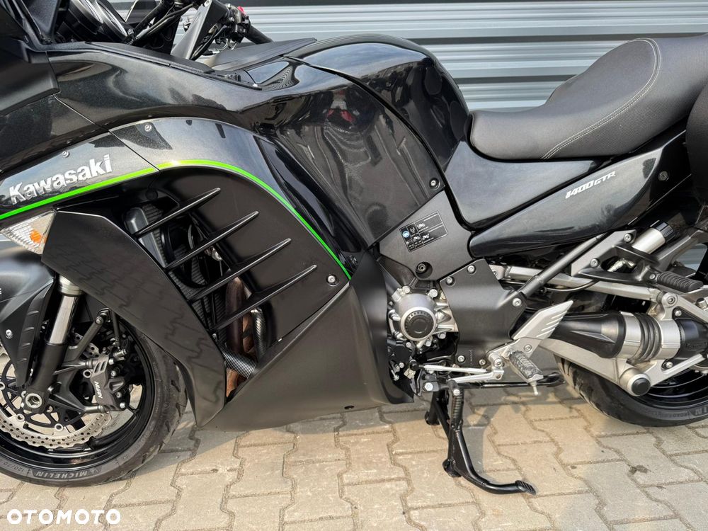 Kawasaki GTR - 20