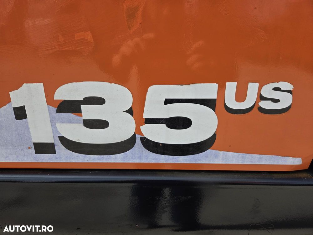 Hitachi ZX135US-6, 15t, 2018, 3.958h, PADURI CAUCIUC NOI, CUPLA RAPIDA HIDRAULICA, CUPA LATA NOUA, cupa ingusta, camera spate, camere laterale, Adanc sapare 6m, latime 2,49m, ridica 7t, consum mediu 7l/h, posibil leasing 3 ani-PROMOTIE 79.900 EUR+Tva - 12