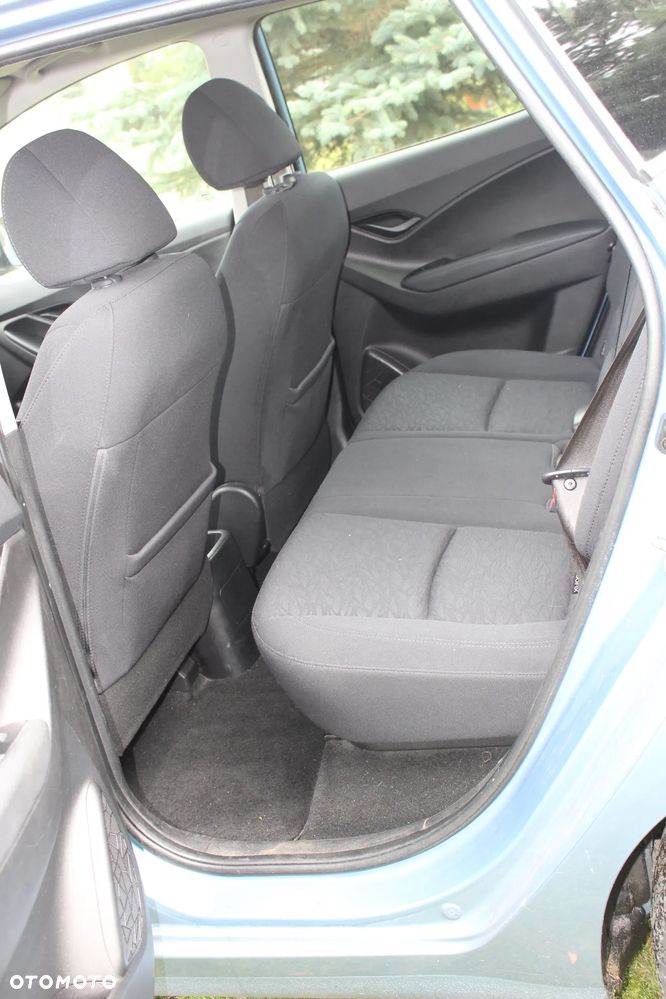 Hyundai ix20 1.4 blue Trend - 16