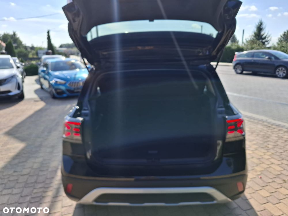 Volkswagen T-Cross 1.5 TSI ACT Life DSG - 10