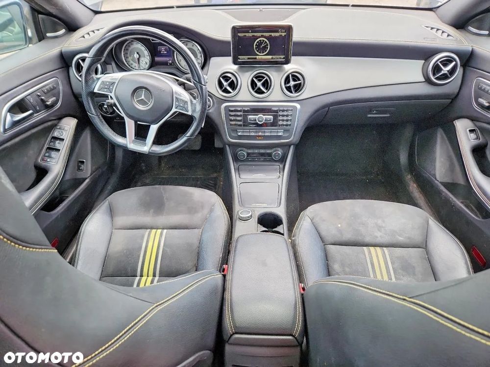Mercedes-Benz CLA 250 4Matic 7G-DCT AMG Line - 7