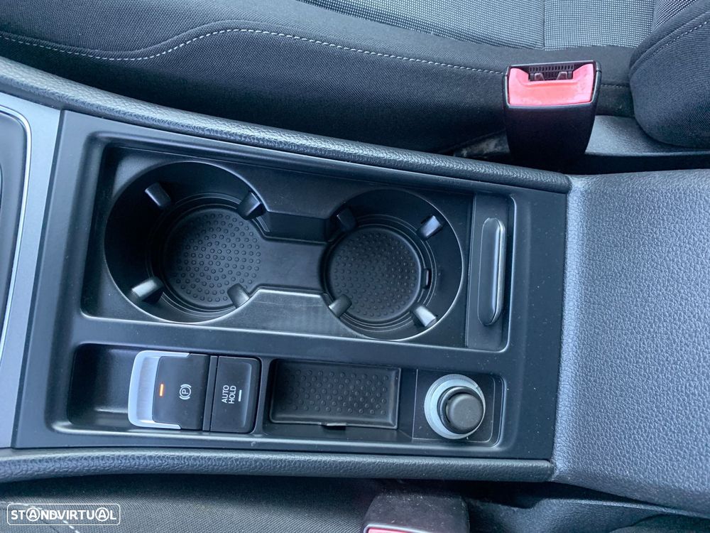 VW Golf 1.6 TDi BlueMotion Trendline - 10