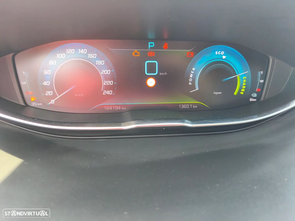 Peugeot 3008 1.6 Hybrid4 Allure Pack e-EAT8 - 11