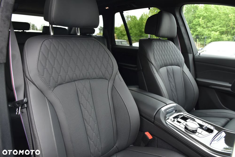 BMW X5 xDrive30d mHEV Individual Edition sport - 16